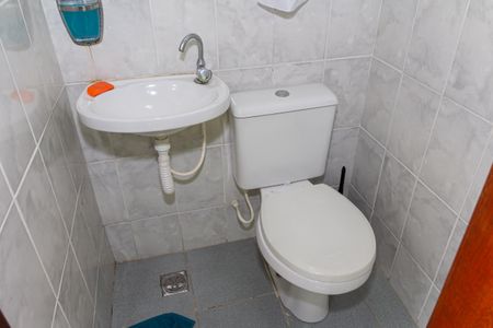 Casa para alugar com 900m², 6 quartos e 5 vagasBanheiro 2