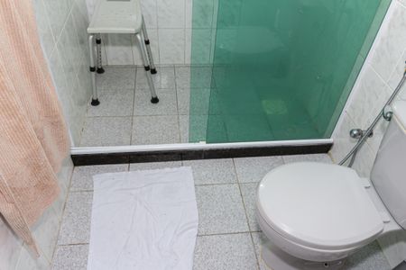 Casa para alugar com 900m², 6 quartos e 5 vagasBanheiro da Suíte