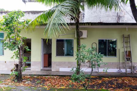 Casa para alugar com 900m², 6 quartos e 5 vagasQuintal