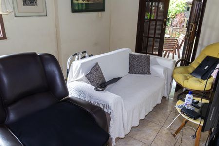Sala de casa para alugar com 6 quartos, 900m² em Guaratiba, Rio de Janeiro
