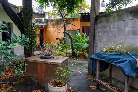 Casa para alugar com 900m², 6 quartos e 5 vagasQuintal