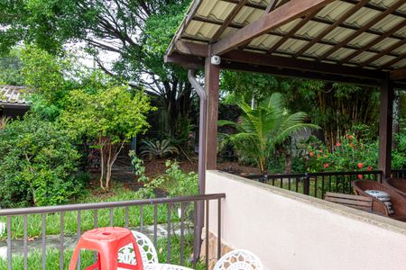 Casa para alugar com 900m², 6 quartos e 5 vagasQuintal