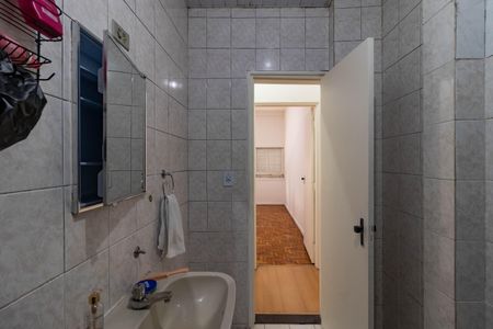 Apartamento à venda com 140m², 4 quartos e sem vaga Apartamento à venda com 140m², 4 quartos e sem vagaBanheiro 1