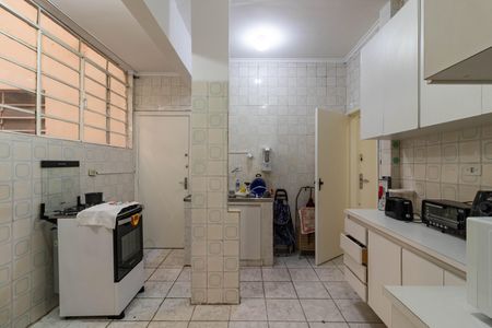 Apartamento à venda com 140m², 4 quartos e sem vaga Apartamento à venda com 140m², 4 quartos e sem vagaCozinha