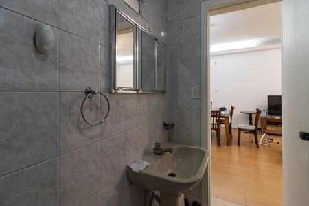 Apartamento à venda com 140m², 4 quartos e sem vaga Apartamento à venda com 140m², 4 quartos e sem vagaBanheiro 2