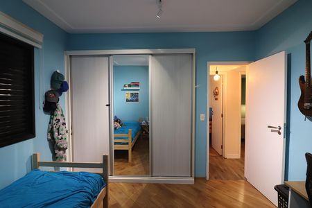 Apartamento à venda com 106m², 3 quartos e 2 vagasQuarto 2 - Suíte