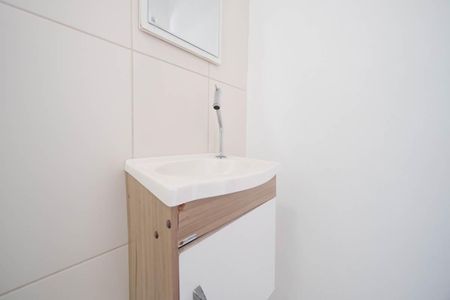 Casa à venda com 150m², 3 quartos e 2 vagasBanheiro