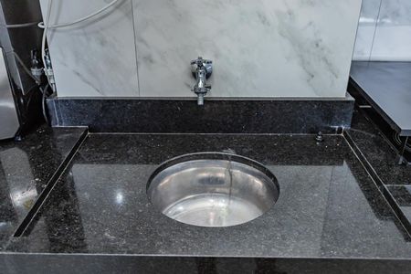 Apartamento para alugar com 40m², 2 quartos e 1 vagaSala, cozinha e área de serviço