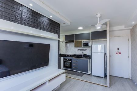 Apartamento para alugar com 40m², 2 quartos e 1 vagaSala, cozinha e área de serviço