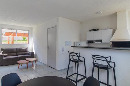 Apartamento para alugar com 41m², 2 quartos e 1 vaga Apartamento para alugar com 41m², 2 quartos e 1 vagaÁrea comum - Salão de festas