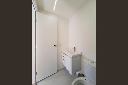 Apartamento para alugar com 38m², 2 quartos e sem vaga Apartamento para alugar com 38m², 2 quartos e sem vagaBanheiro