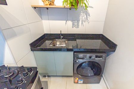 Apartamento para alugar com 37m², 2 quartos e sem vaga Apartamento para alugar com 37m², 2 quartos e sem vagaCozinha e Área de Serviço