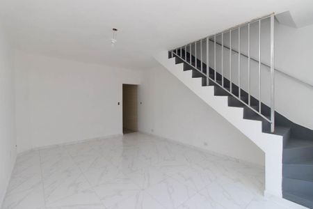 Sala de casa para alugar com 3 quartos, 150m² em Vila Gustavo, São Paulo