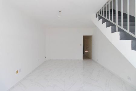 Sala de casa para alugar com 3 quartos, 150m² em Vila Gustavo, São Paulo