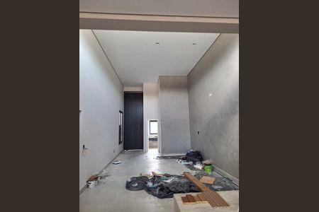 Casa de condomínio à venda com 210m², 3 quartos e 4 vagasFoto 01