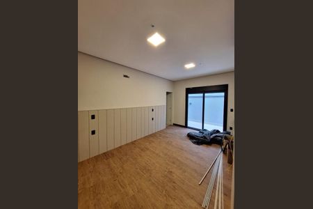 Casa de condomínio à venda com 210m², 3 quartos e 4 vagasFoto 01