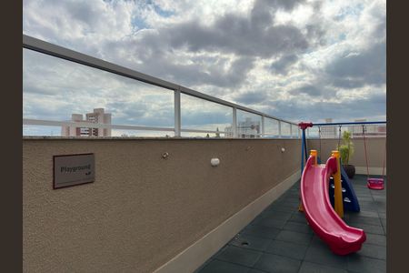 Apartamento para alugar com 72m², 2 quartos e 1 vagaÁrea comum - Playground