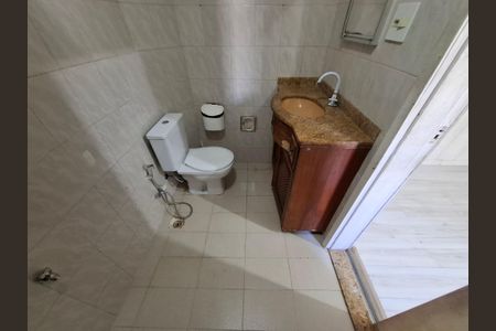 Banheiro  de kitnet/studio à venda com 1 quarto, 28m² em Centro, Rio de Janeiro