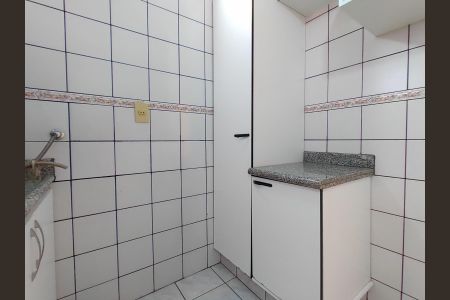 Apartamento para alugar com 68m², 3 quartos e 1 vagaÁrea de serviço