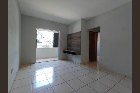 Sala de apartamento para alugar com 2 quartos, 48m² em Chácaras Tubalina e Quartel, Uberlândia
