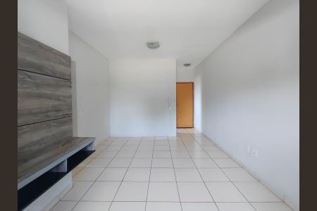 Sala de apartamento para alugar com 2 quartos, 48m² em Chácaras Tubalina e Quartel, Uberlândia