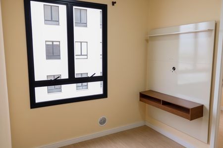 sala de apartamento para alugar com 1 quarto, 38m² em Presidente Altino, Osasco