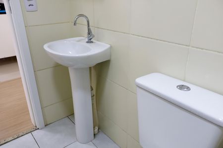 Apartamento para alugar com 38m², 2 quartos e 1 vaga Apartamento para alugar com 38m², 2 quartos e 1 vagaBanheiro