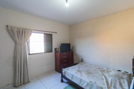 Casa à venda com 130m², 4 quartos e 7 vagas Casa à venda com 130m², 4 quartos e 7 vagasSuíte