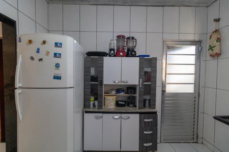 Casa à venda com 130m², 4 quartos e 7 vagas Casa à venda com 130m², 4 quartos e 7 vagasCozinha
