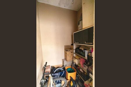 Casa à venda com 130m², 4 quartos e 7 vagas Casa à venda com 130m², 4 quartos e 7 vagasÁrea de Serviço
