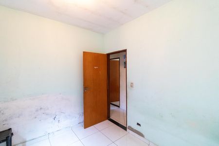 Casa à venda com 130m², 4 quartos e 7 vagas Casa à venda com 130m², 4 quartos e 7 vagasQuarto 01