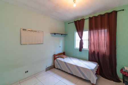 Casa à venda com 130m², 4 quartos e 7 vagas Casa à venda com 130m², 4 quartos e 7 vagasQuarto 01