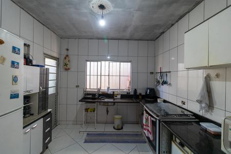 Casa à venda com 130m², 4 quartos e 7 vagas Casa à venda com 130m², 4 quartos e 7 vagasCozinha