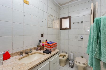 Apartamento para alugar com 220m², 4 quartos e 3 vagasBanheiro da Suíte 2