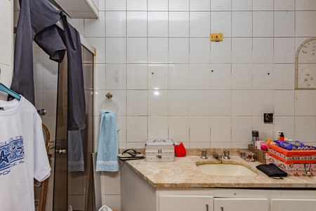 Apartamento para alugar com 220m², 4 quartos e 3 vagasBanheiro da Suíte 2