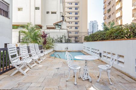 Apartamento para alugar com 220m², 4 quartos e 3 vagasÁrea comum - Piscina