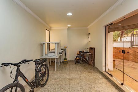 Apartamento para alugar com 220m², 4 quartos e 3 vagasÁrea comum - Salão de festas