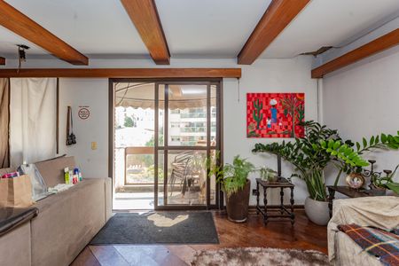 Apartamento para alugar com 220m², 4 quartos e 3 vagasSala