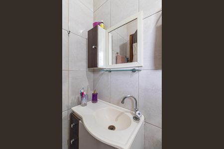 Casa para alugar com 100m², 3 quartos e 2 vagasBanheiro Suíte 