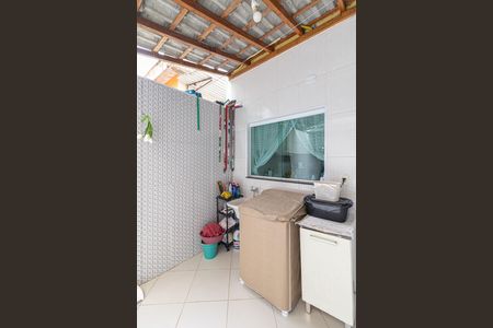Casa para alugar com 100m², 3 quartos e 2 vagasÁrea de Serviço