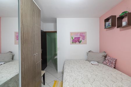 Casa para alugar com 100m², 3 quartos e 2 vagasSuíte 