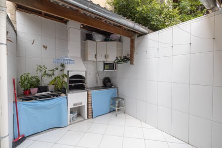 Casa para alugar com 100m², 3 quartos e 2 vagasChurrasqueira 