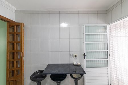 Casa para alugar com 100m², 3 quartos e 2 vagasCozinha