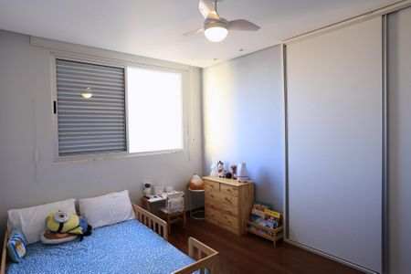 Apartamento à venda com 185m², 3 quartos e 1 vagaQuarto