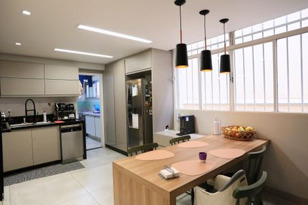 Apartamento à venda com 185m², 3 quartos e 1 vagaCozinha