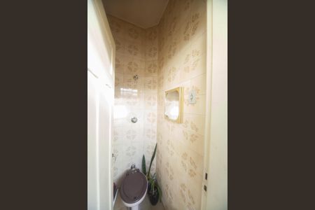 Apartamento à venda com 100m², 3 quartos e 1 vagabaneiro de serviço 