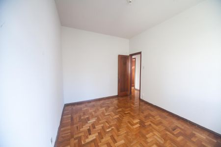 Apartamento à venda com 100m², 3 quartos e 1 vagaquarto 2