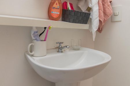 Apartamento à venda com 70m², 2 quartos e 1 vaga Apartamento à venda com 70m², 2 quartos e 1 vagaBanheiro