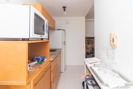 Apartamento à venda com 70m², 2 quartos e 1 vaga Apartamento à venda com 70m², 2 quartos e 1 vagaCozinha e Área de Serviço