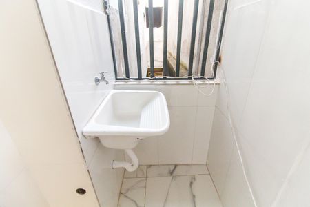 Casa para alugar com 60m², 1 quarto e sem vagaÁrea de Serviço